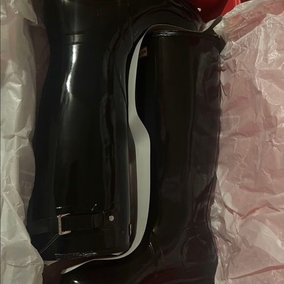 Hunter Rain boots - Shiny Black - Size 10 - Picture 2 of 3